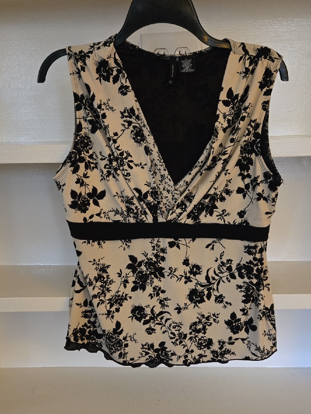 New Directions Black Floral V-Neck Camisole on Cream